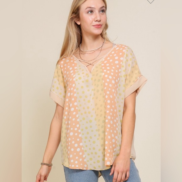 Front Criss Cross Chiffon Top - Picture 3 of 7